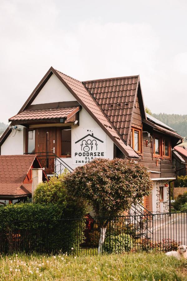 קלוצ'קובצה Poddasze Dla Znajomych - Apartament Z Goraca Balia Nad Jeziorem Czorsztynskim - Okolica Czorsztyn, Szczawnica, Velo Czorsztyn, Kroscienko, Zakopane, Gorce, Pieniny, Tatry מראה חיצוני תמונה